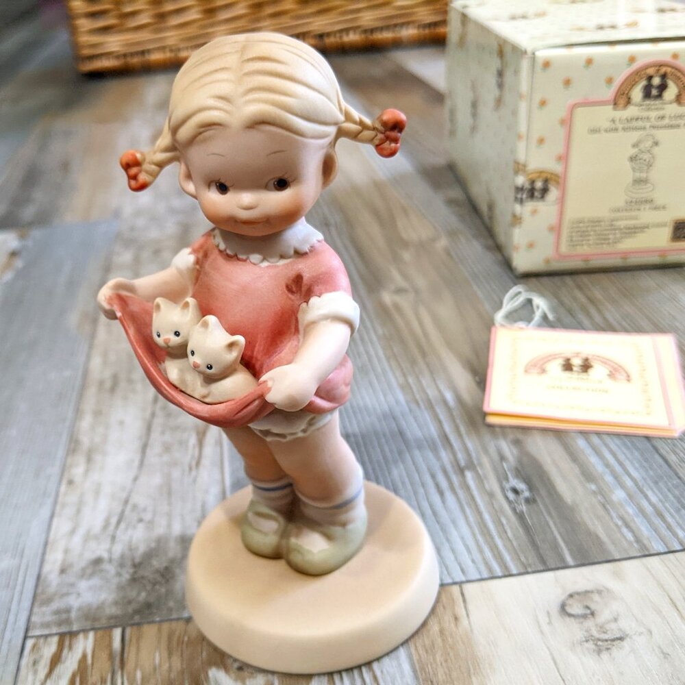 Memories of Yesterday  "A Lapful of Luck"  Pigtail Girl with  2 Kittens, 1990